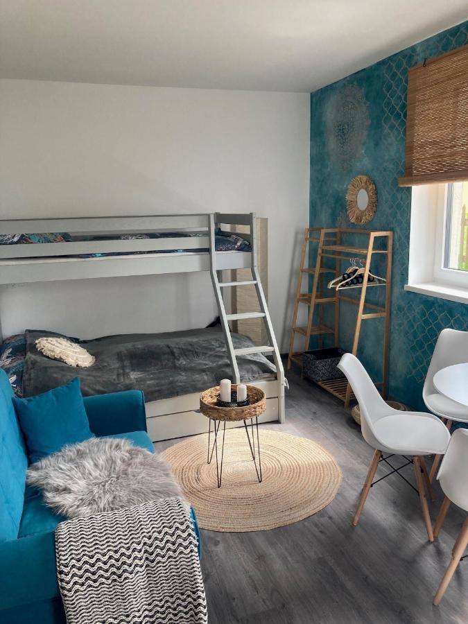 Blue Jestrabi Apartment *